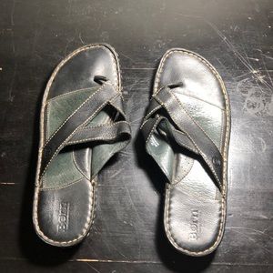 Black leather born sandals